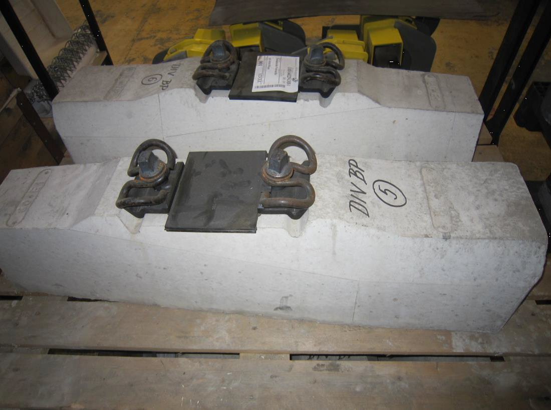 W14 fastening mounted on B70 2,6 W-60 concrete sleeper